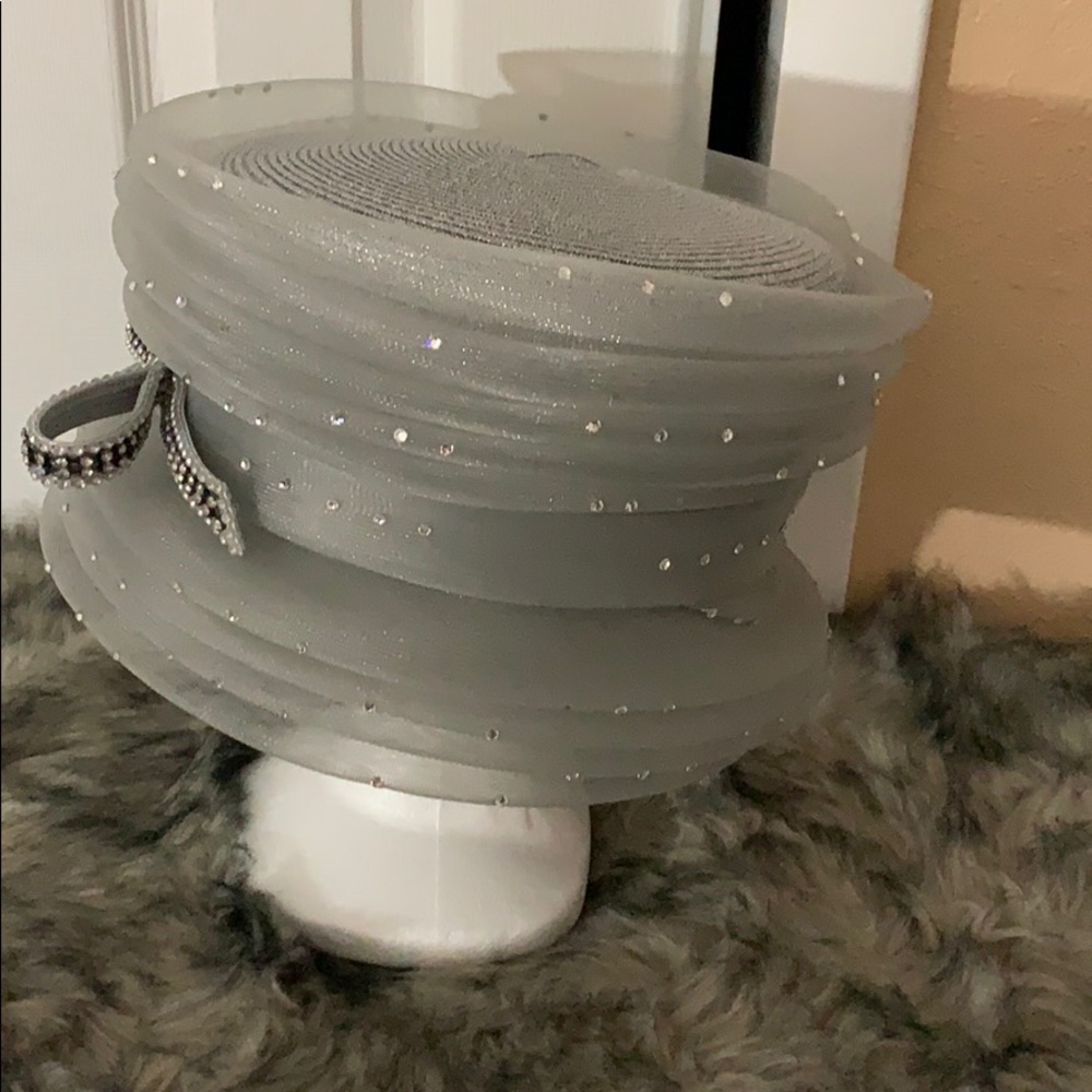 Silver Hat - image 3